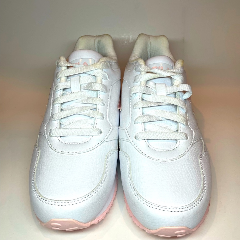 Fila Women Sneakers Shoes white w/pink Size 7